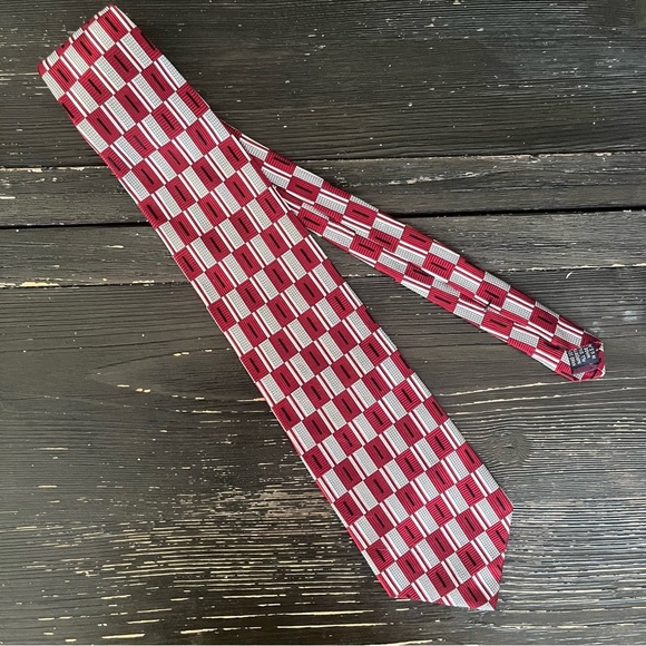 Jos. A. Bank Silk Tie Premier Collection Red - Picture 2 of 7